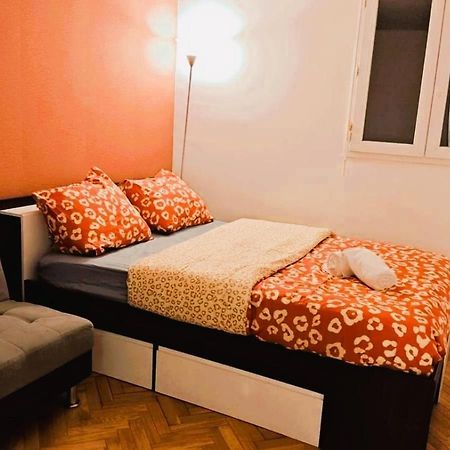 Mini-Studio Avec Kitchenette Ou Chambre Confort Avec Frigo Et Tv - Parking En Option Sur Resa ! 沙维尔 外观 照片