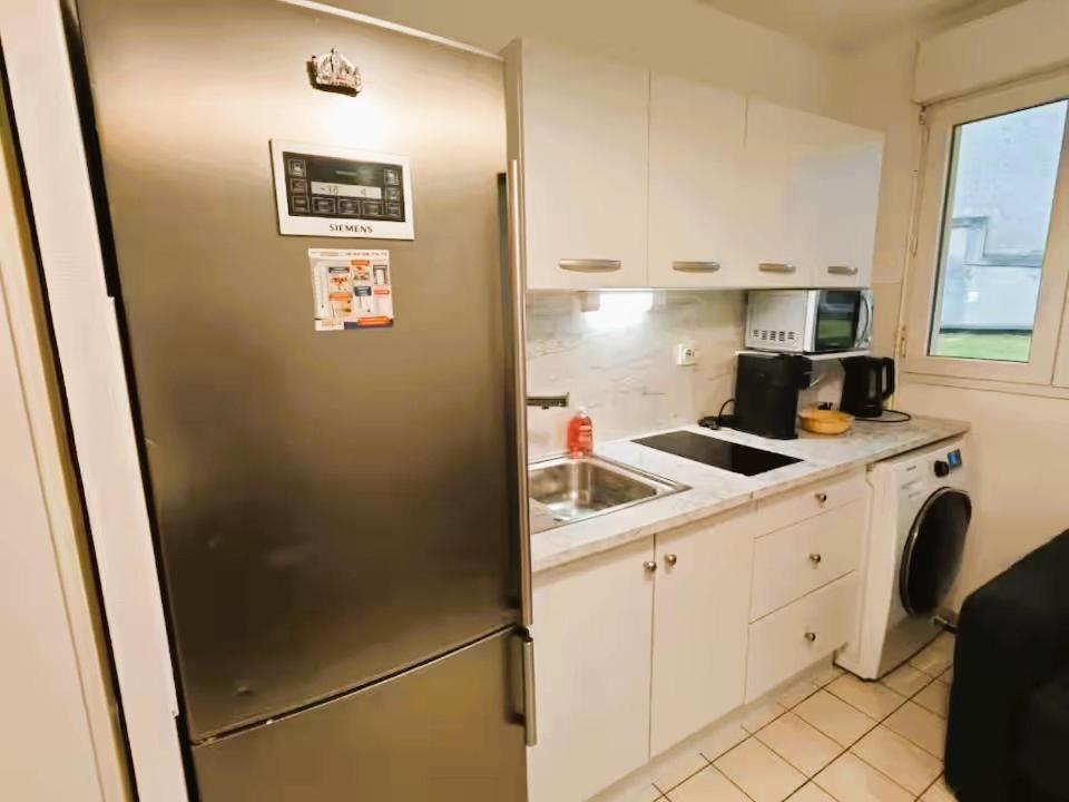 Mini-Studio Avec Kitchenette Ou Chambre Confort Avec Frigo Et Tv - Parking En Option Sur Resa ! 沙维尔 外观 照片